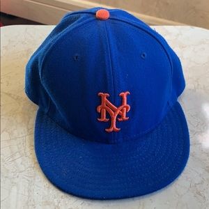 New York Mets MLB New Era Fitted Hat 7 3/8 Used